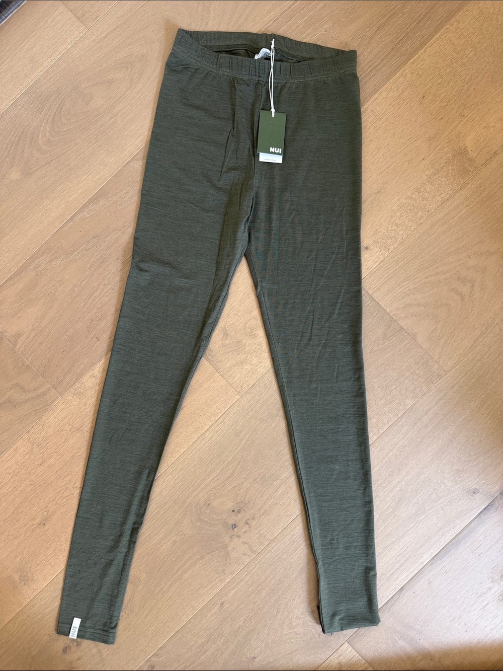 Nui Organics Olive Green Natural Fiber Leggings- NWT